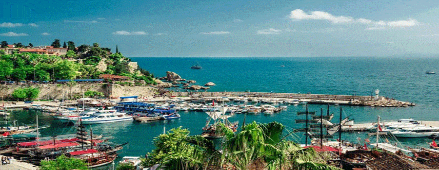 a picture of a harbour in Turkey